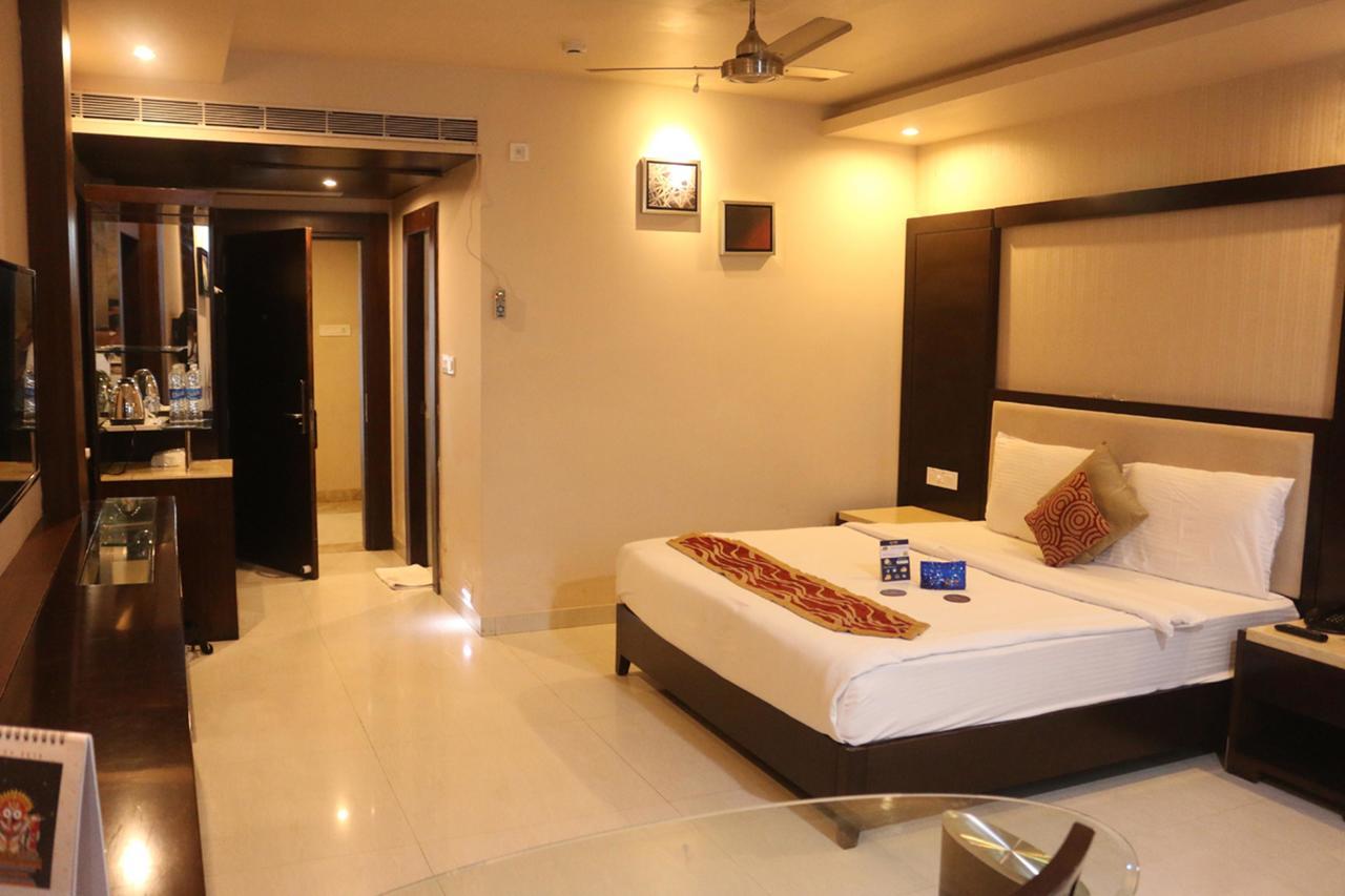 Oyo 3345 Shubham Beach Hotel ปูรี ภายนอก รูปภาพ